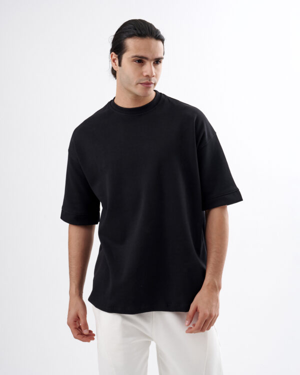 Black Oversized T-shirt - Image 3